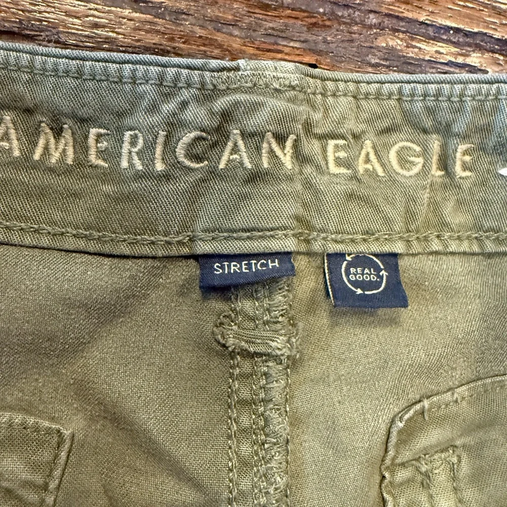 American Eagle AE Green Cargo Wide Leg Pants Stretch 6 - Picture 8 of 16